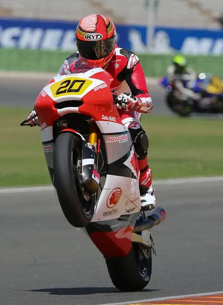 dimas-wheelie