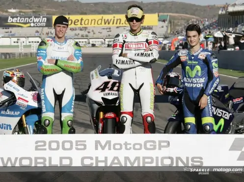 Yamaha kekeuh pakai mesin 800cc diMotogp 2012 — ??