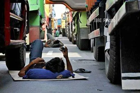 truk-sopir-tidur