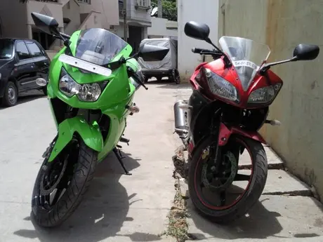 Bagaimana kalau Yamaha R15 disandingkan dengan Ninja250r?? —