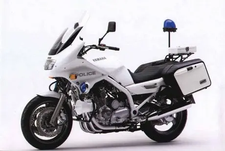 BM Polisi kudu belajar dari para biker……