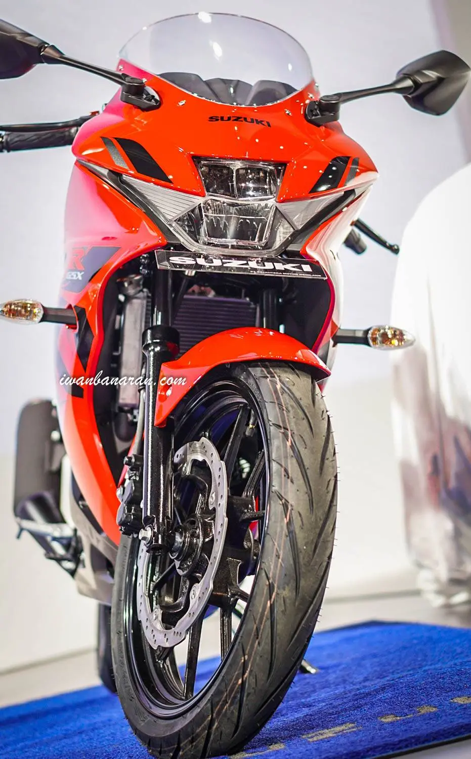 Mega gallery Suzuki new GSX-R150 warna 2018, warna putih hilang