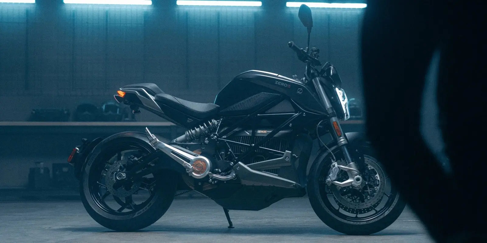 Zero Motorcycle rilis Zero SR 2022 gebrak dunia, motor listrik makin kencang euy