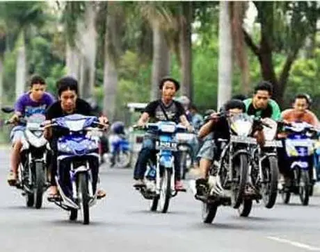 Ngebut adalah naluri??…