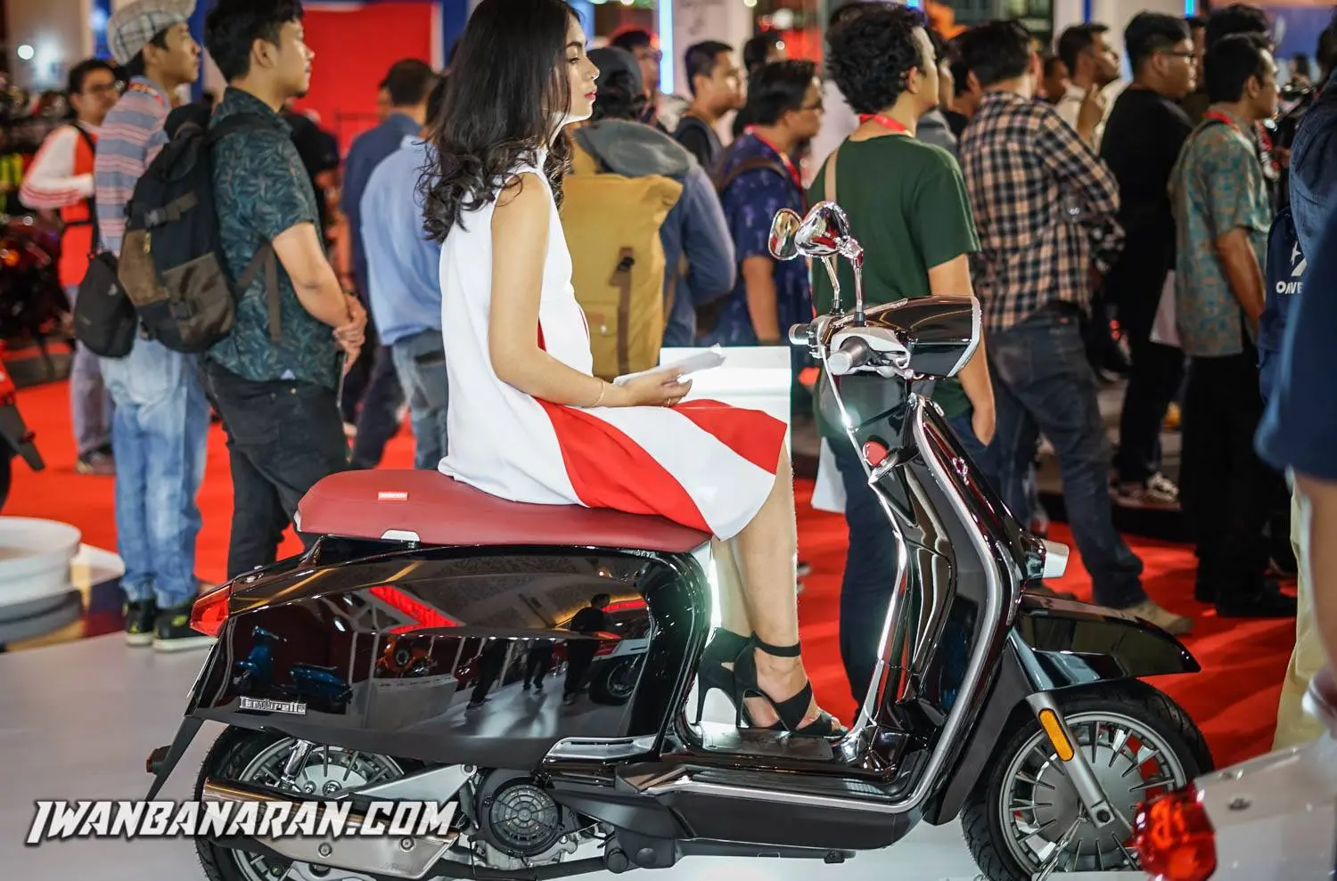 Pict Gallery : Terpesona merahnya Lambretta, finishing detilnya juozz