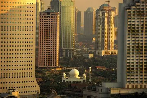 Walah…ternyata kuntilanak suka tempat mewah juga to!…