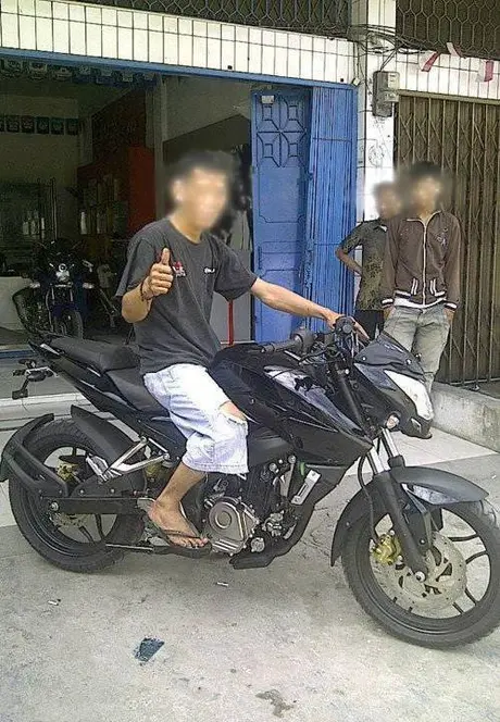 Walah…Pulsar 200NS diam-diam sudah masuk Indonesia??