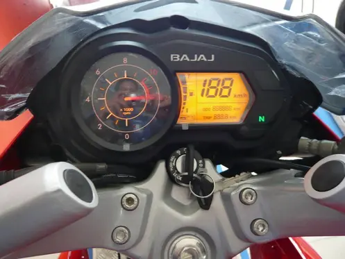 P1090070 Oalahhh ini toh Pulsar135……