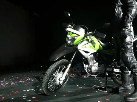Hero MotoCorp menggebrak dengan motor trail dan matic anyar! —