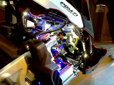 Spesifikasi detil Honda Vario 125 PGM-FI… —