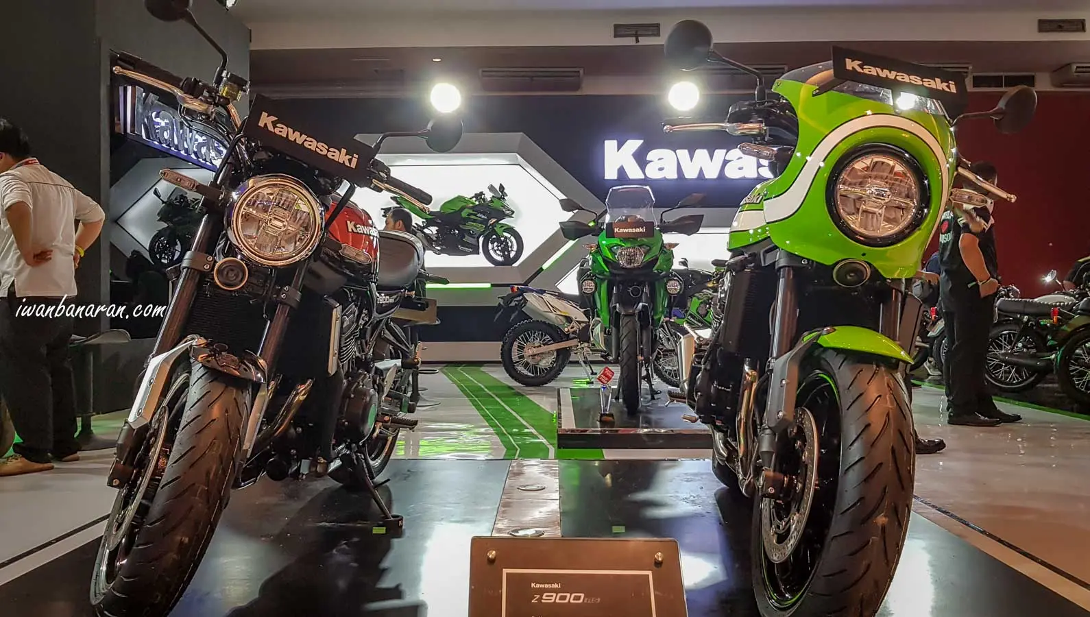 IIMS 2018 : Mengintip Booth Kawasaki, aura Ninjanya kental bangettt