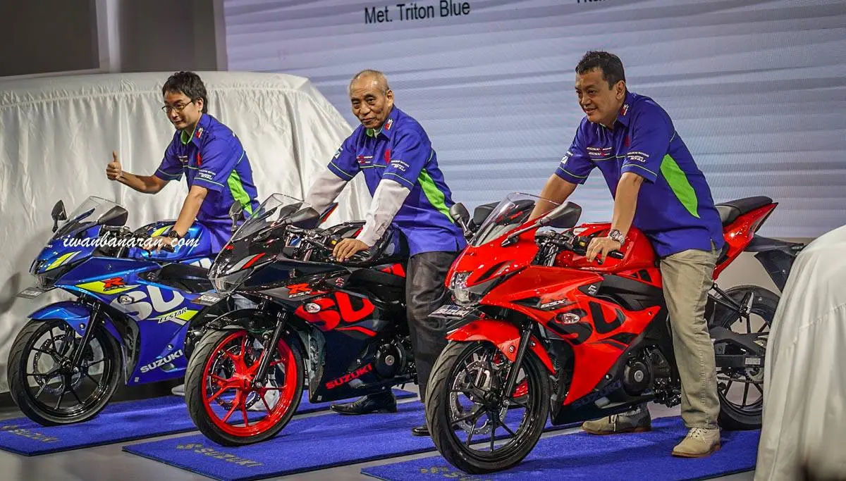 Mega gallery Suzuki new GSX-R150 warna 2018, warna putih hilang