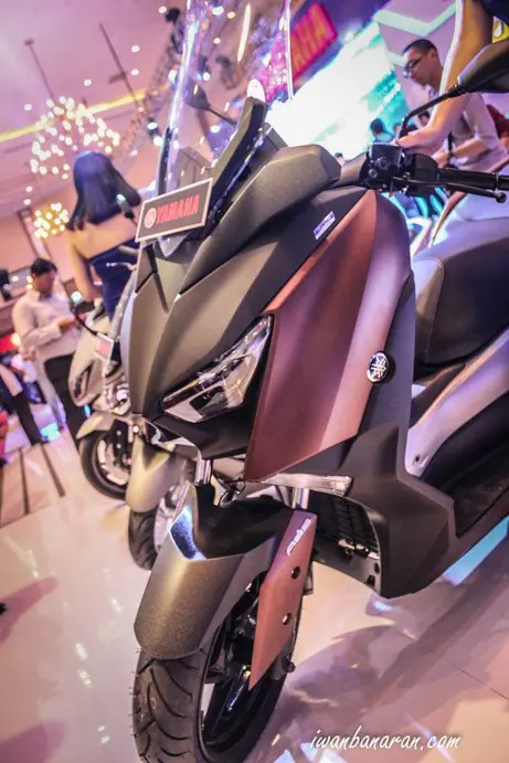 x-max250