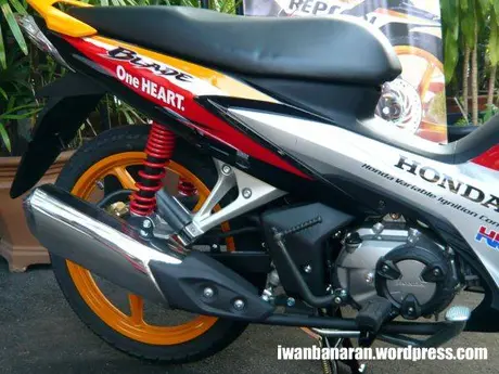 P1140178_picnik Impressi test ride new Honda Blade. Lebih stabil ketimbang versi lawas…