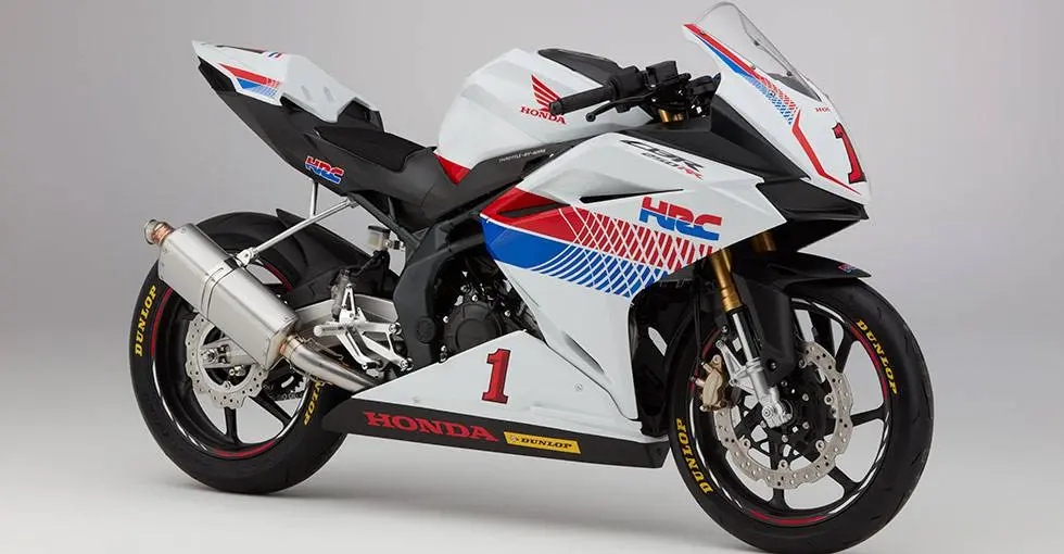 Honda siapkan CBR250RR race edition……limiter 180 km/jam keatas dibuka !… —