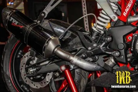 tvs-akula-310-20