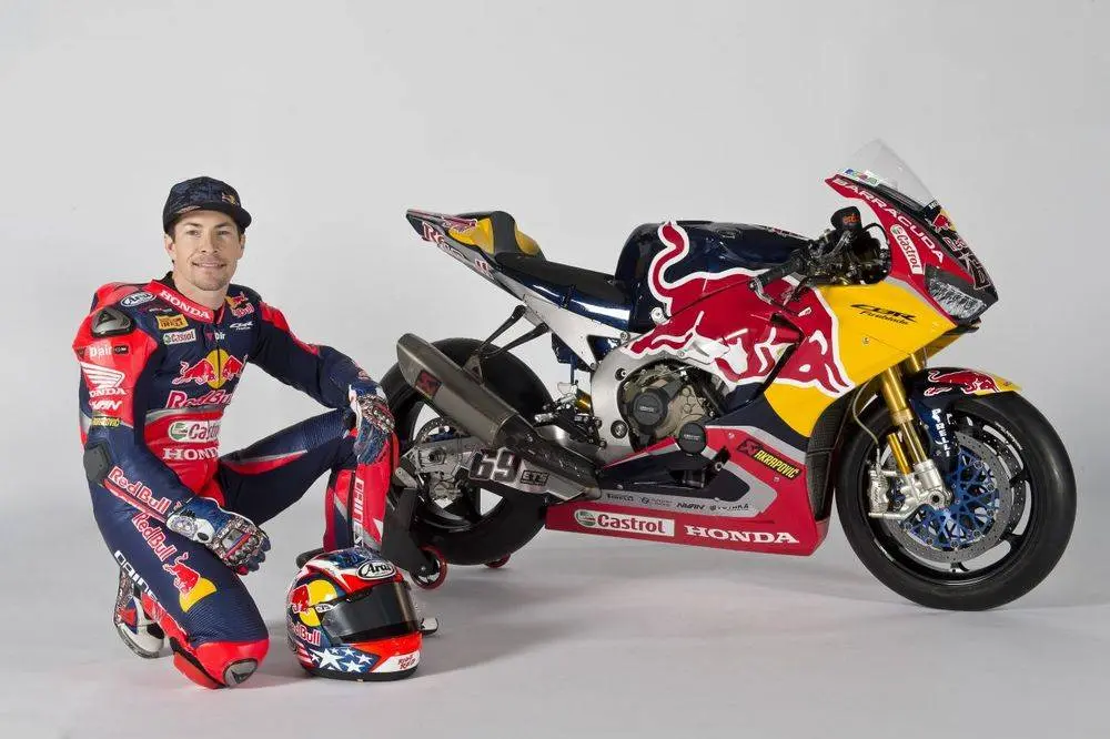 Motogp akan boyong 4 motor Nicky Hayden di Mugello…….termasuk RC211V versi 2006