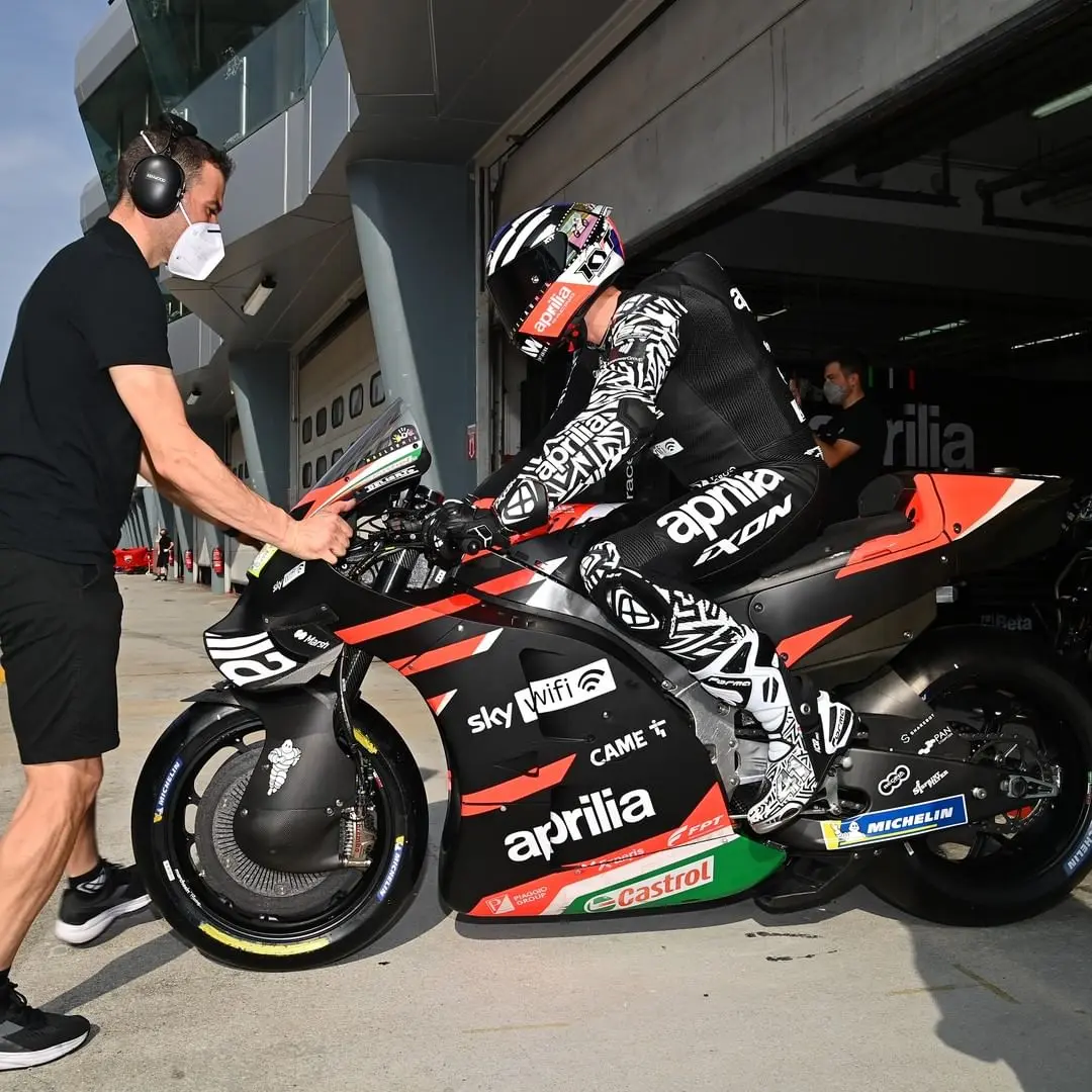 Motogp Sepang Tes Day 2 : Vinales menggila