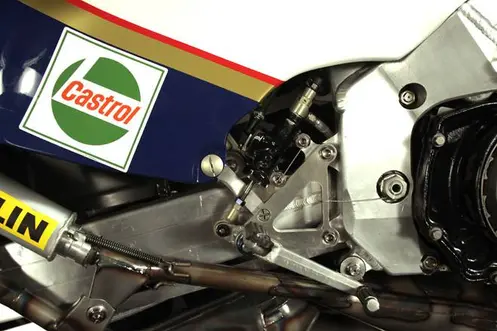 Sejarah Honda NSR500 sang legenda Motogp… —