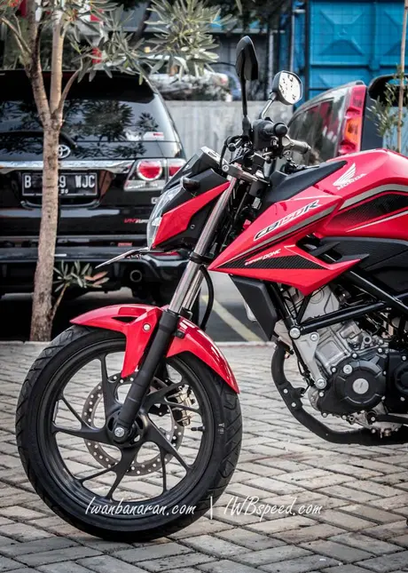 Honda new CB150R facelift (35)