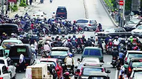 jakarta-macet1 Nih dia raja jalanan sesungguhnya….