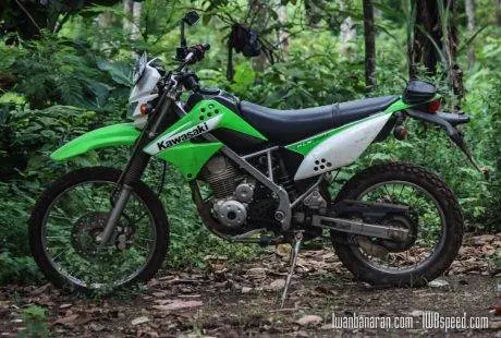 KLX150 vs Viar CrossX200 (11)