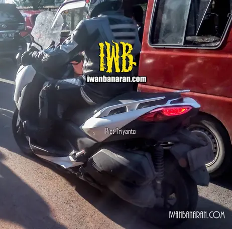spyshot-yamaha-x-max250-2