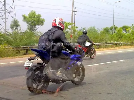 2012_Yamaha_R15_Facelift Sssttt…spyshot new Yamaha R15 nongol lageee