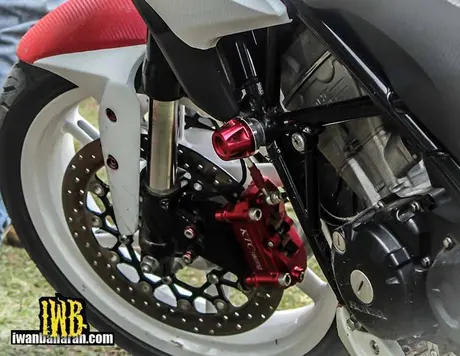 CB150