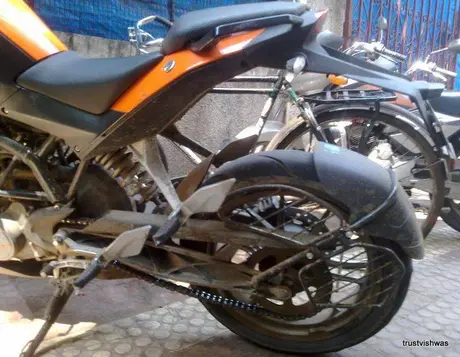 Penampakan KTM Duke 200 diNagpur India… —