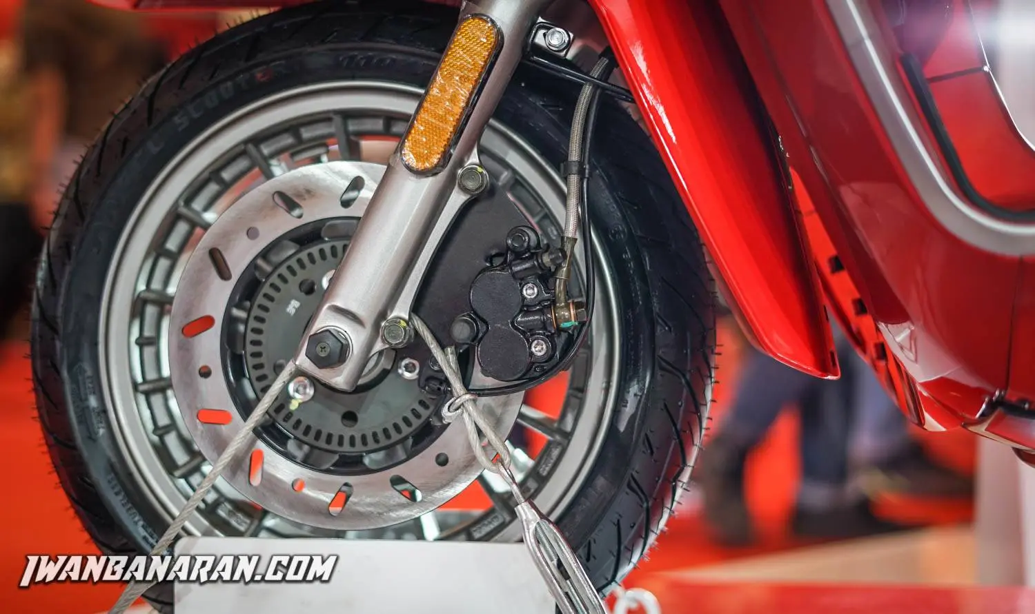 Pict Gallery : Terpesona merahnya Lambretta, finishing detilnya juozz