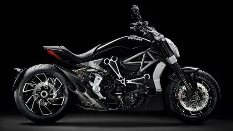 color_xdiavel-s_01_1067x600
