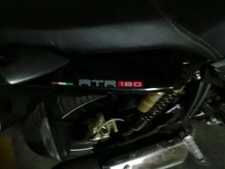 New Apache RTR 180 ABS?? banyak biker yang kecewa… —