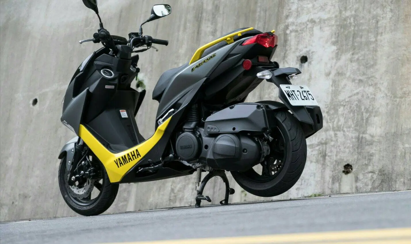 Yamaha siapkan versi facelift Aerox 155 dengan monoshock ? Waahhh
