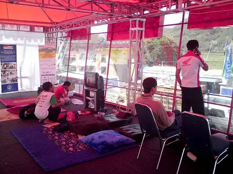 BALE_SANTAI01 Peduli keselamatan pemudik, AHM gelar mudik dan balik bareng 2011. Wah…mantep nih