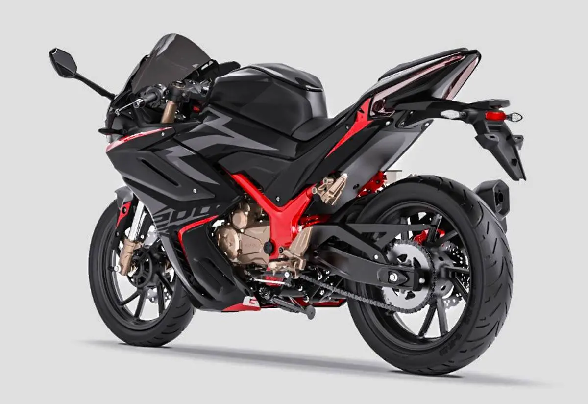 [GEGER] Thailand resmi rilis Sport Fairing GPX Demon GR200R, Gile Sangarrr