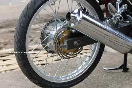 Suzuki Satria 150 FU…trondol-pun tetap kelihatan ganteng!…