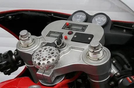 Hahhh… — Ferrari buat motor??