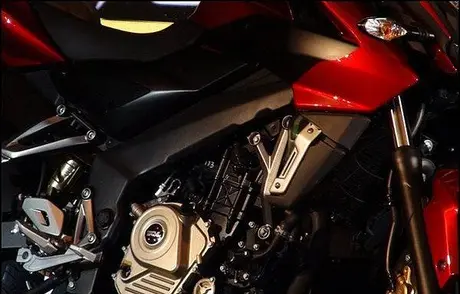 Banderol New Pulsar 200NS sekitar 18 jutaan rupiah………