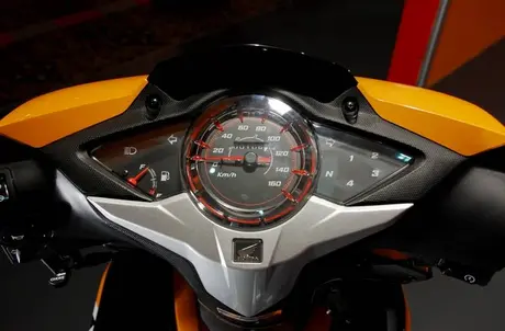 DSC_0256 Mampukah Honda new Blade mengganyang Yamaha Jupiter-Z??