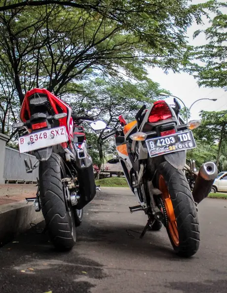 honda all new CBR150R vs old CBR150R (14)