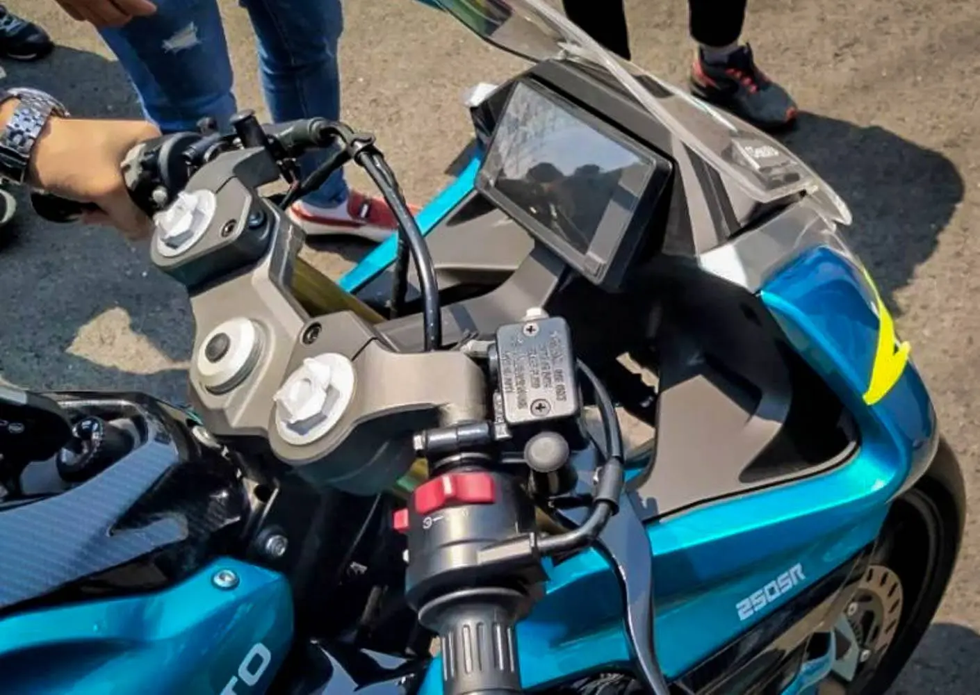 Motor Cina CF250SR ini bikin geger, desainnya asyem tenan