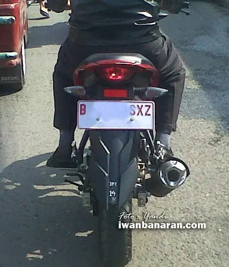 Updated foto Yamaha new Vixion… — hhhmm keren juga kalau kayak gini