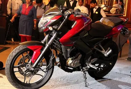 Banderol New Pulsar 200NS sekitar 18 jutaan rupiah………