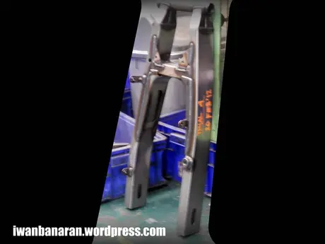 Spyshot……disinyalir swing-arm new Yamaha Vixion