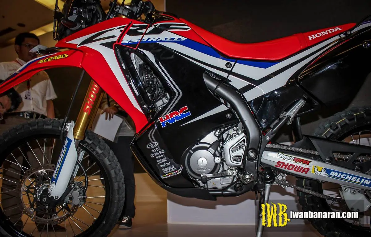 Mega gallery Honda new CRF250 Rally….USD Showa 43mm, kokoh tenan