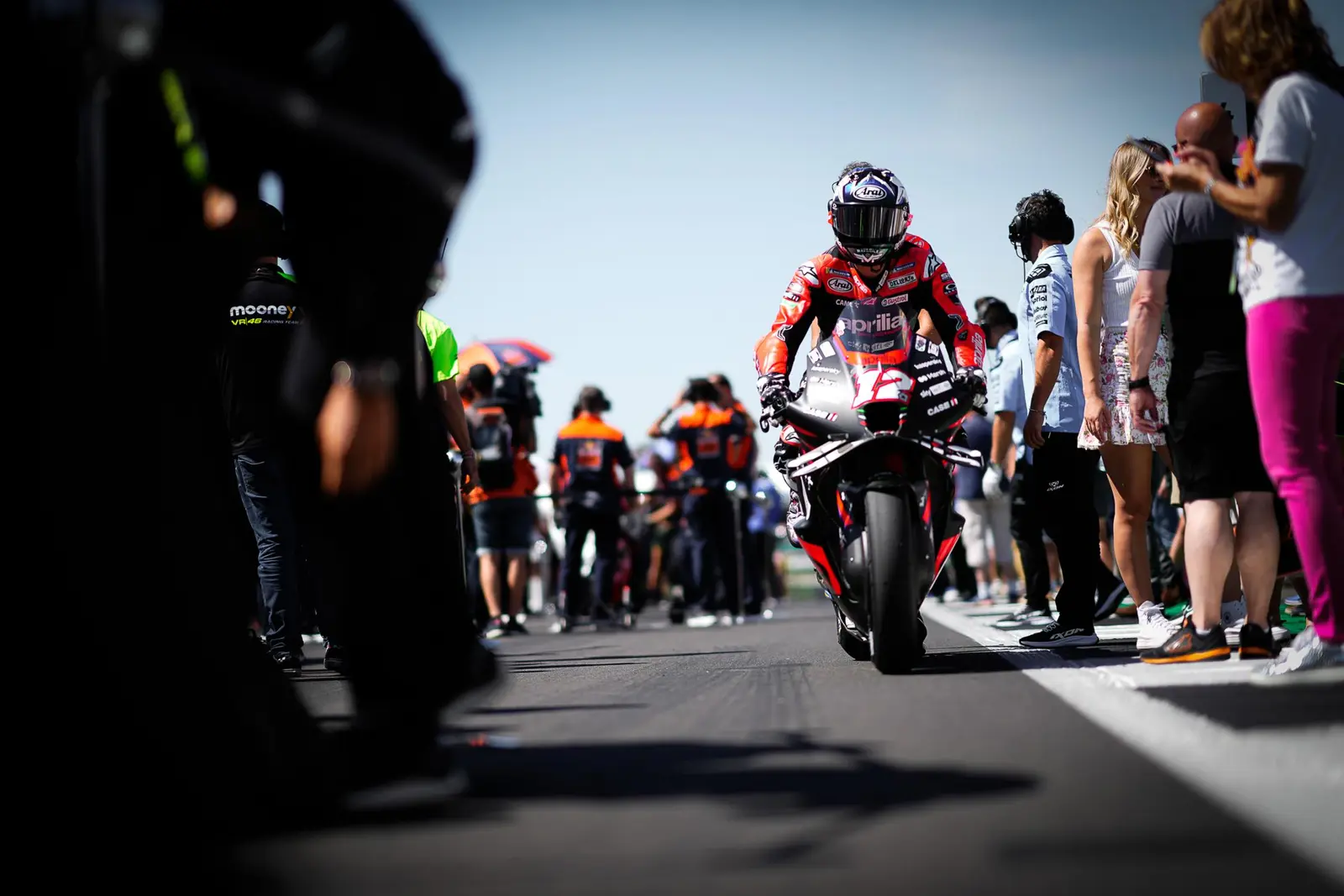 Aprilia Motogp diawasi langsung bos Piaggio ” Memastikan tidak ada mesin meledak ” seru Rivola