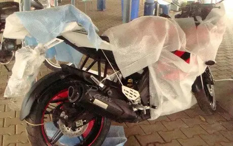 205848_124686397627069_123218057773903_147532_7010353_n Updated : Potongan gambar new Yamaha YZF-R15 akhirnya diumbar —
