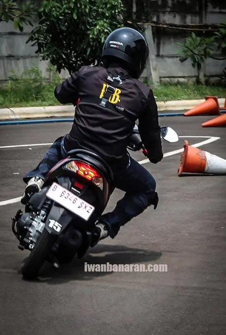 Honda Vario 110 FI (3)