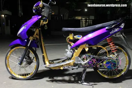 Modif telanjang Yamaha Mio. Sadis euy!…